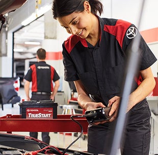 Service Center | Earnhardt Toyota in Mesa AZ