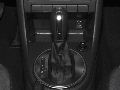 2014 Volkswagen Beetle 2.5L Entry *AFFORDABLE AND RELIABLE!*