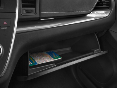 2016 Toyota Sienna SE Premium *ROOMY AND RELIABLE!*