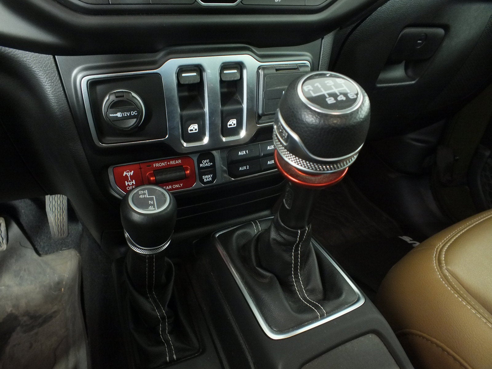 2021 Jeep Wrangler Rubicon 4WD *CLEAN CARFAX! MANUAL TRANS.!*