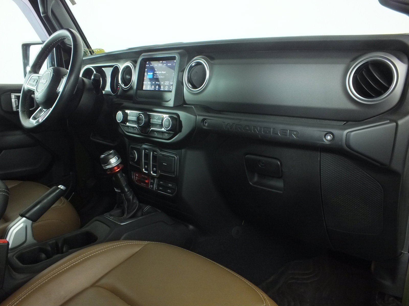 2021 Jeep Wrangler Rubicon 4WD *CLEAN CARFAX! MANUAL TRANS.!*
