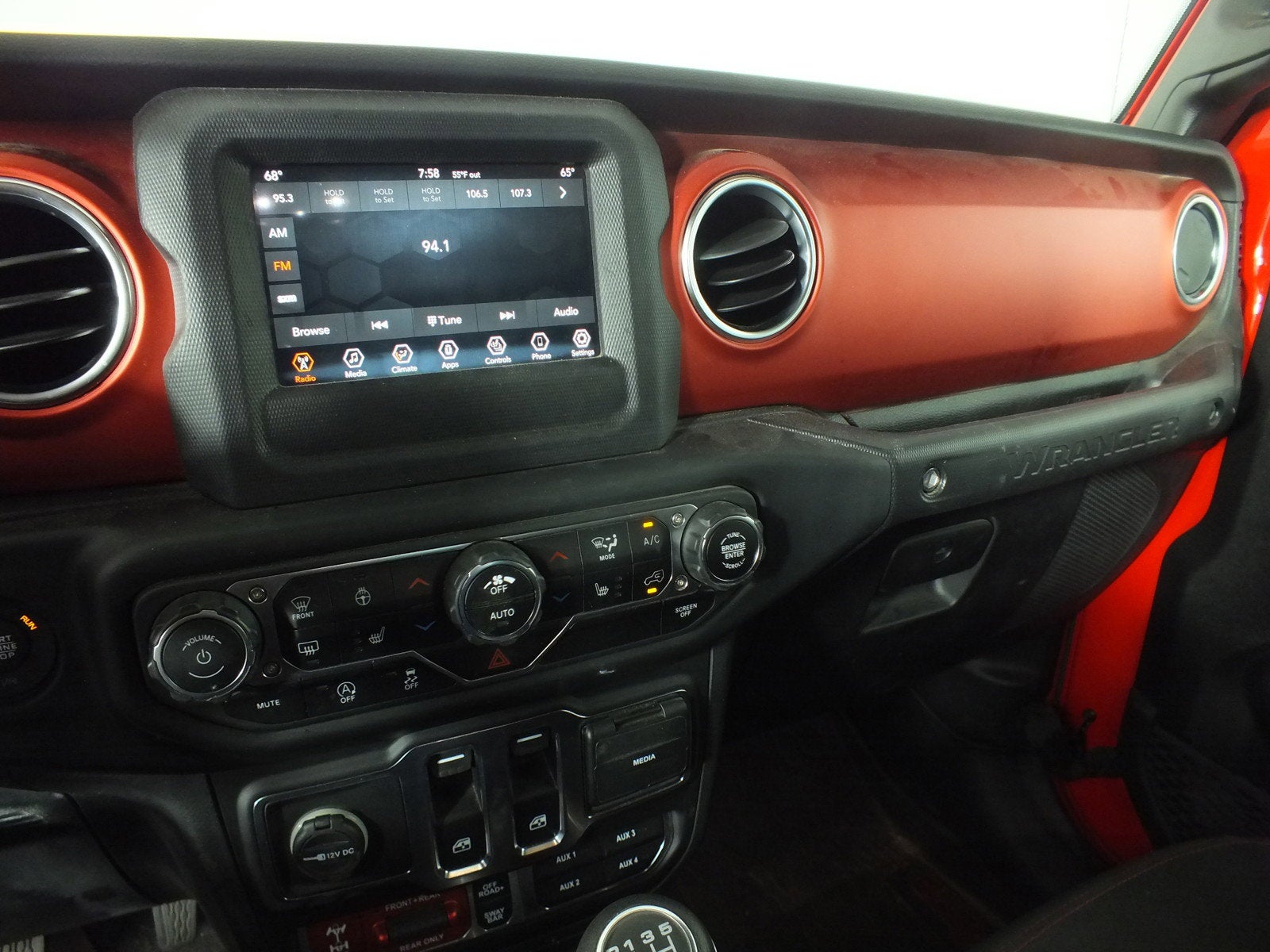 2021 Jeep Wrangler Rubicon 4WD *CLEAN CARFAX! MANUAL TRANSMISSION!*