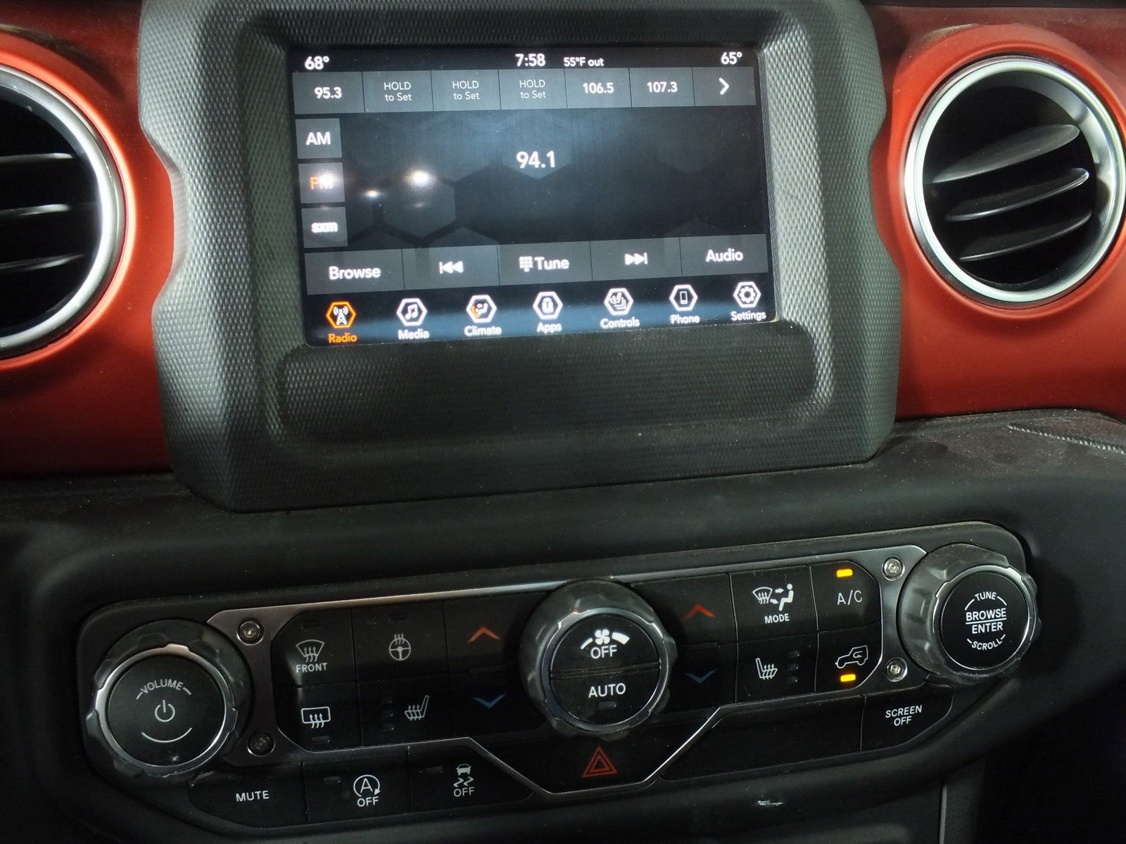 2021 Jeep Wrangler Rubicon 4WD *CLEAN CARFAX! MANUAL TRANSMISSION!*