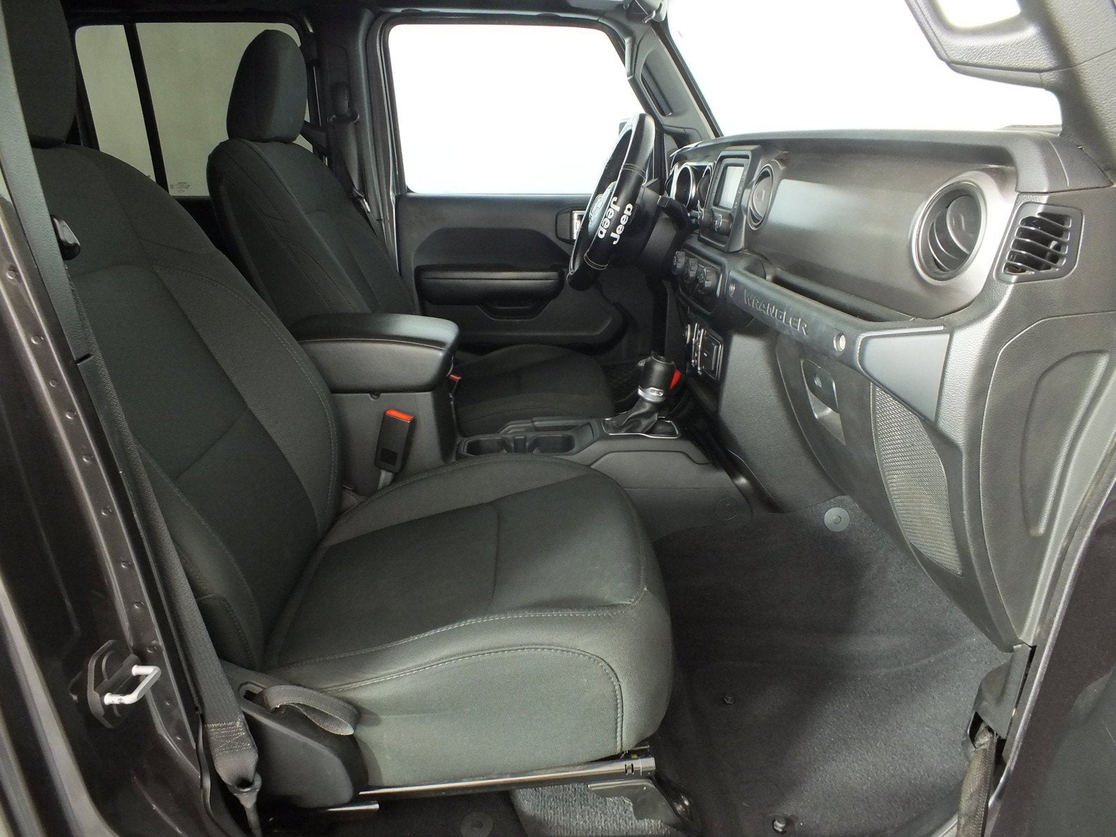 2019 Jeep Wrangler Unlimited Sport S 4WD *CLEAN CARFAX*
