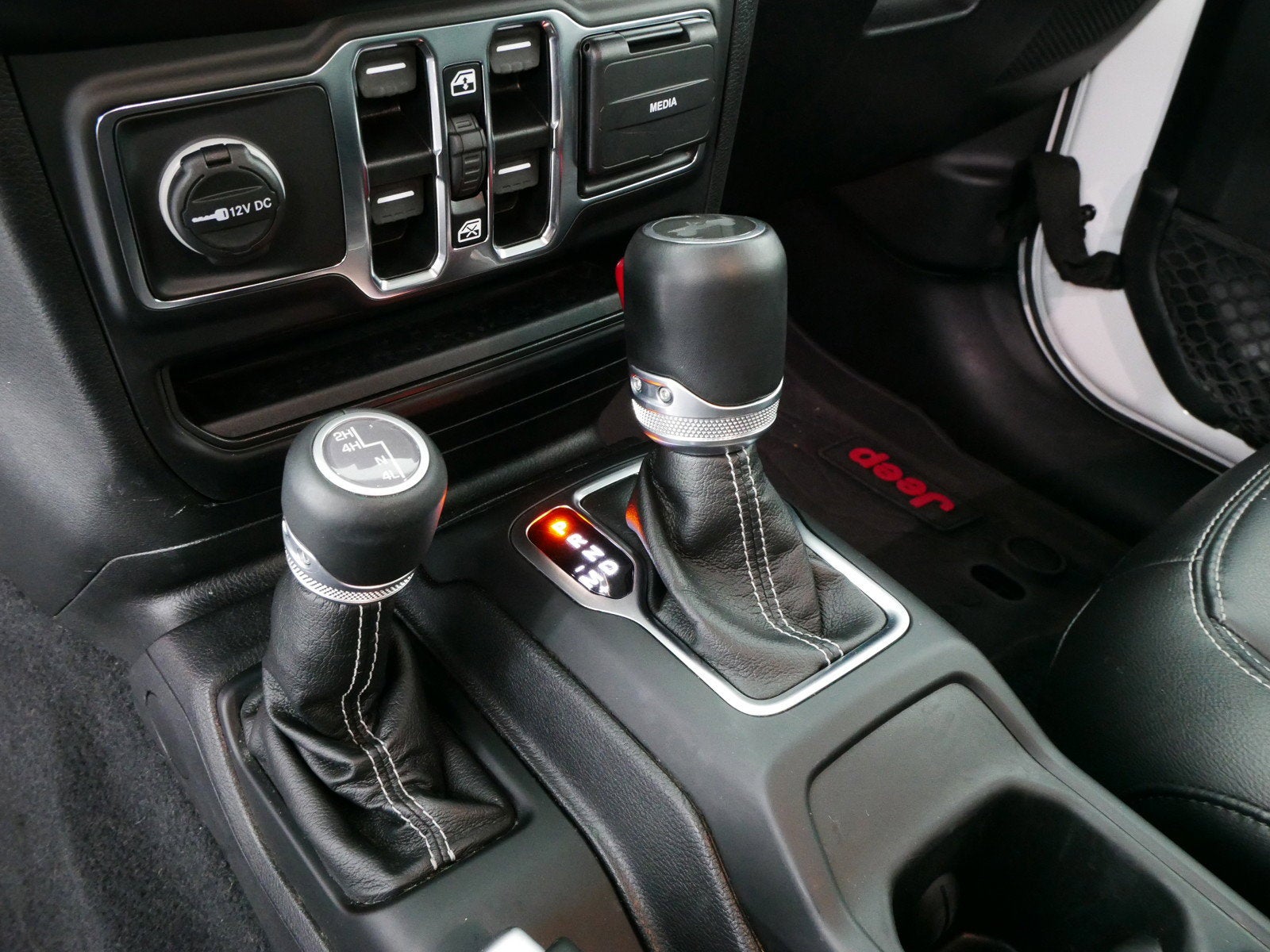 2021 Jeep Wrangler Unlimited Sahara 4WD *HIT THE TRAILS FOR FUN!*