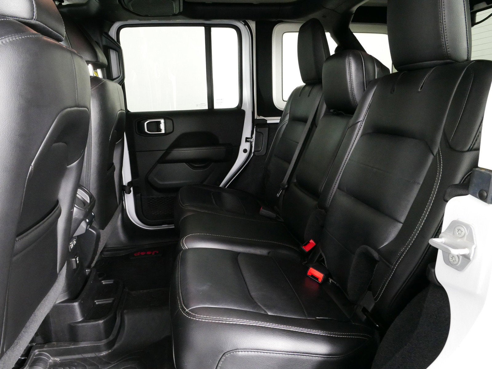 2021 Jeep Wrangler Unlimited Sahara 4WD *HIT THE TRAILS FOR FUN!*