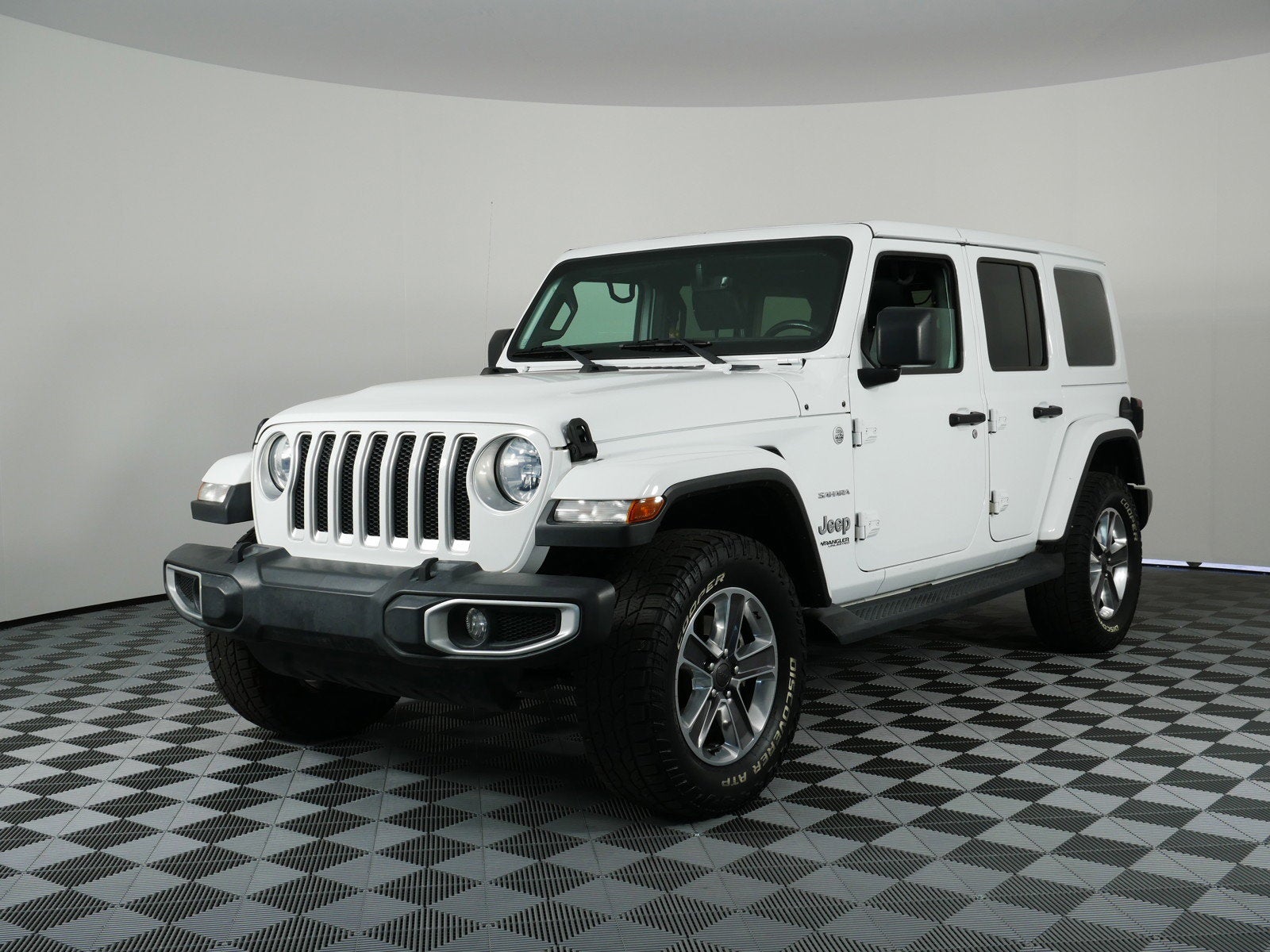 2021 Jeep Wrangler Unlimited Sahara 4WD *HIT THE TRAILS FOR FUN!*