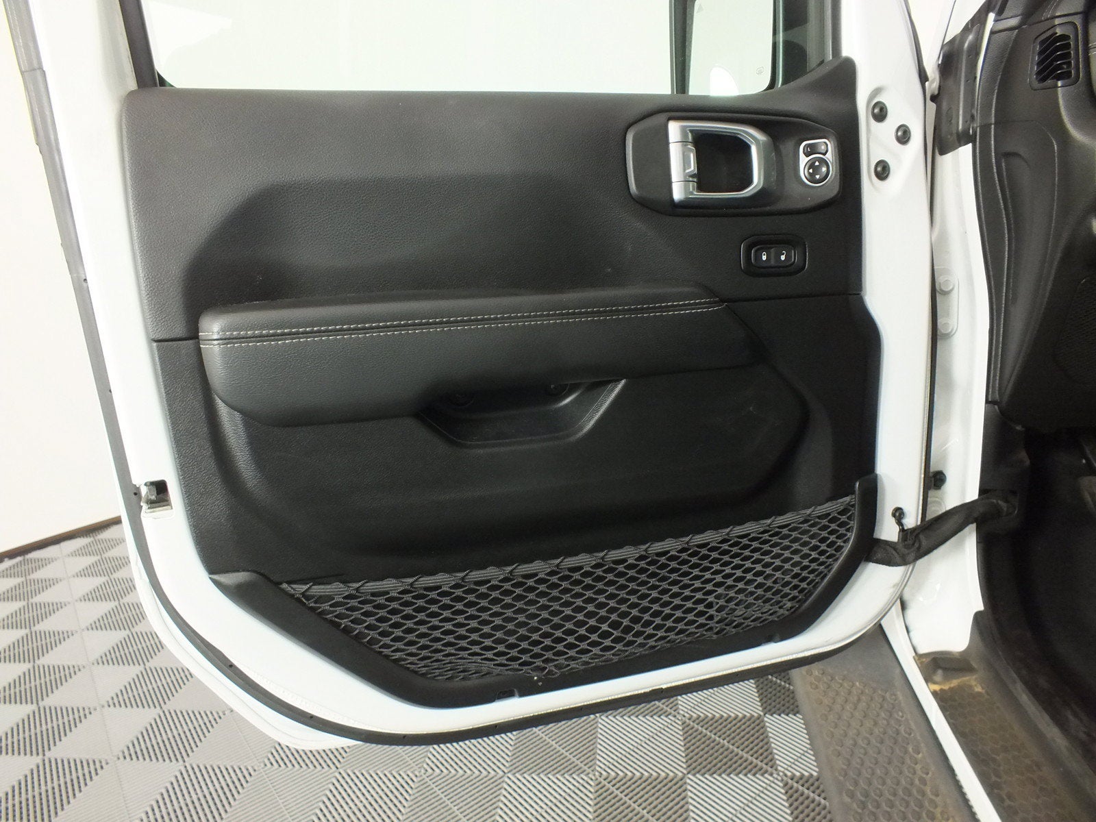 2021 Jeep Wrangler 4xe Unlimited Sahara 4WD *LOOKS AND DRIVES GREAT!*