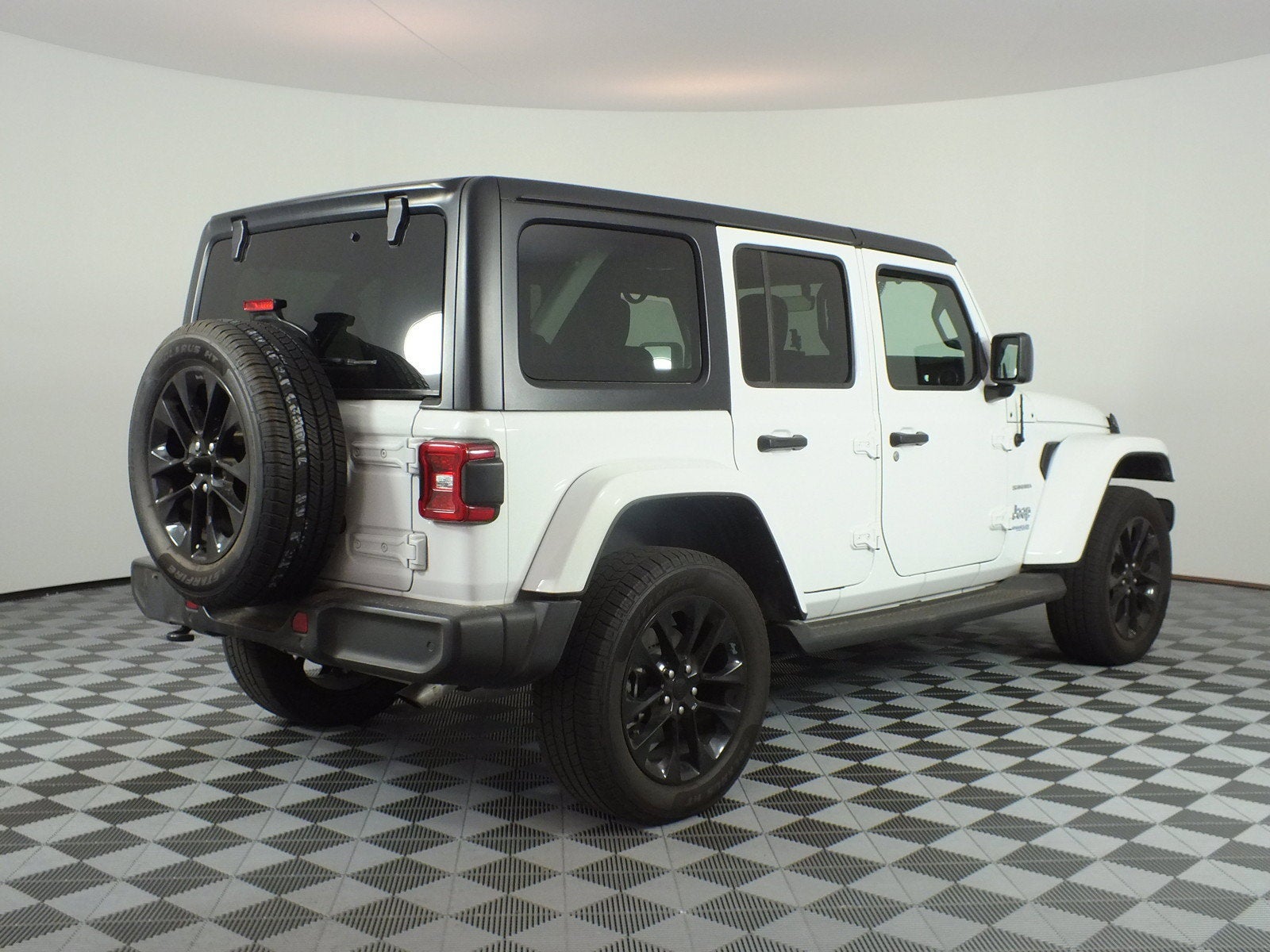 2021 Jeep Wrangler 4xe Unlimited Sahara 4WD *LOOKS AND DRIVES GREAT!*