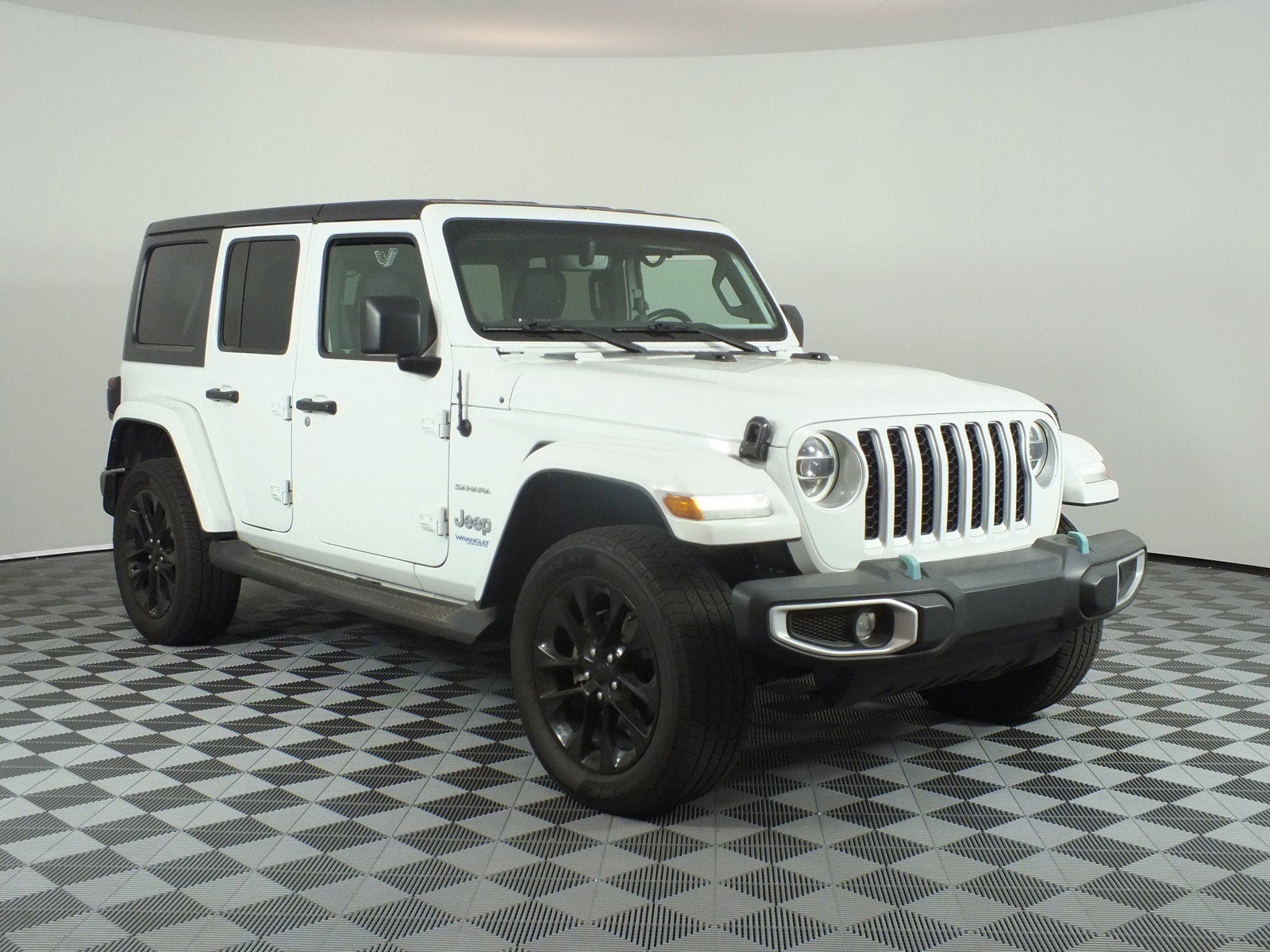 2021 Jeep Wrangler 4xe Unlimited Sahara 4WD *LOOKS AND DRIVES GREAT!*