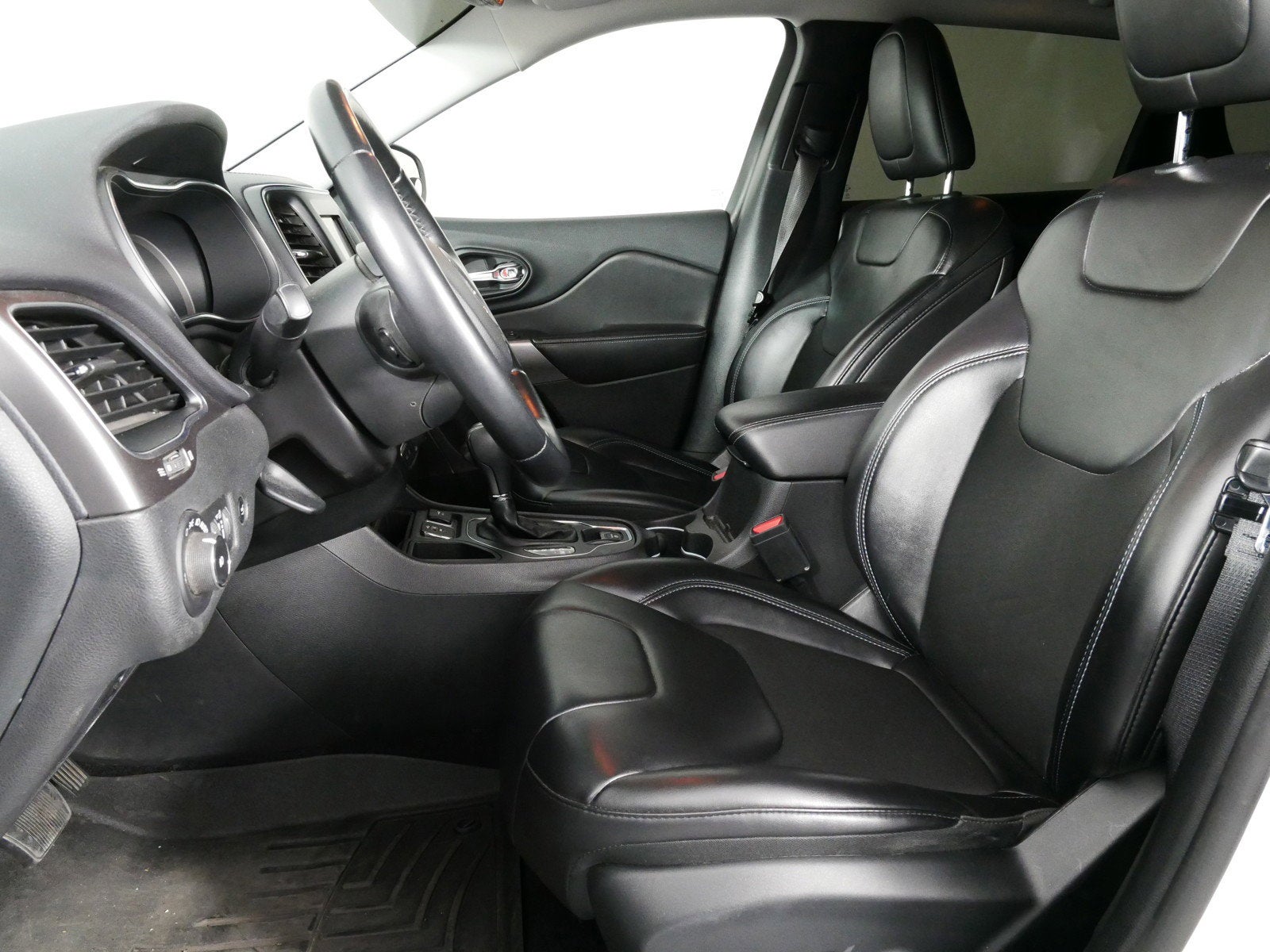 2019 Jeep Cherokee Latitude Plus *1 OWNER, CLEAN CARFAX!*
