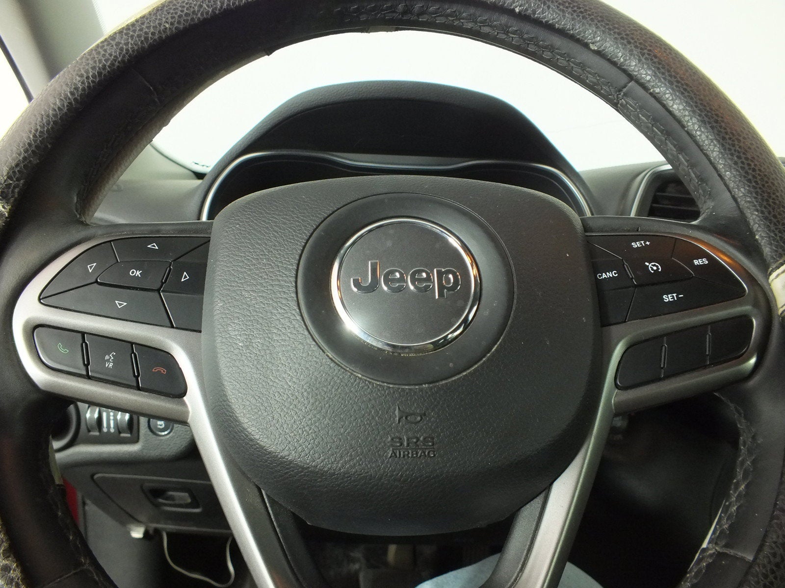 2019 Jeep Cherokee Latitude Plus 4WD *UNDER 65K MILES!*