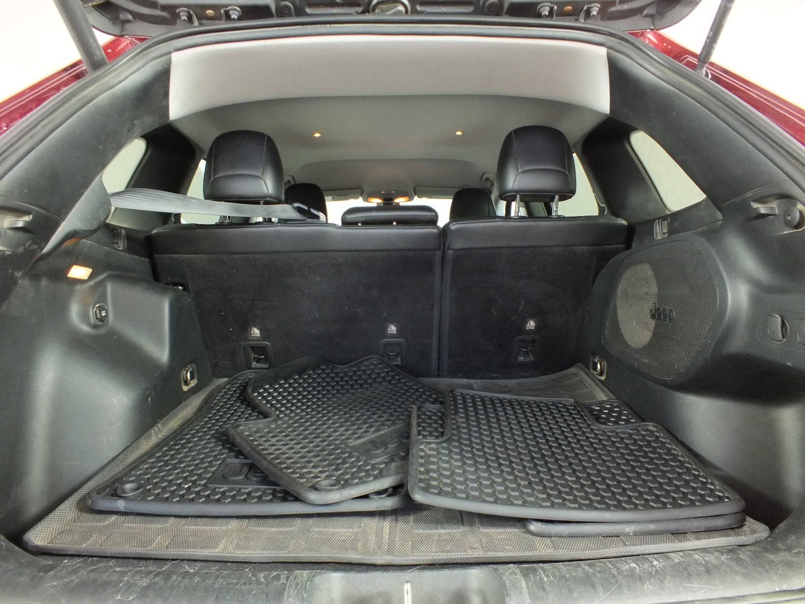 2019 Jeep Cherokee Latitude Plus 4WD *UNDER 65K MILES!*