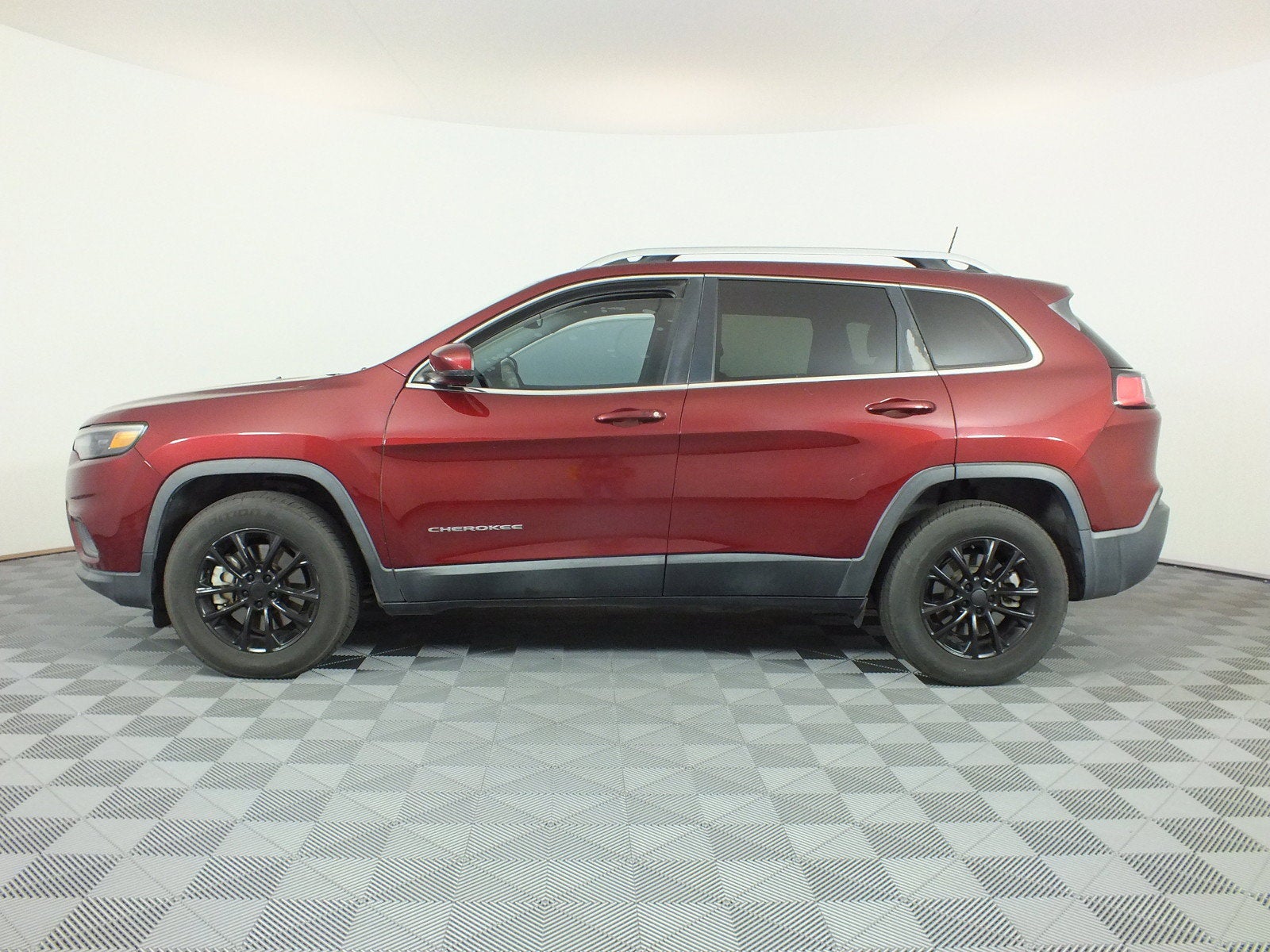 2019 Jeep Cherokee Latitude Plus 4WD *UNDER 65K MILES!*