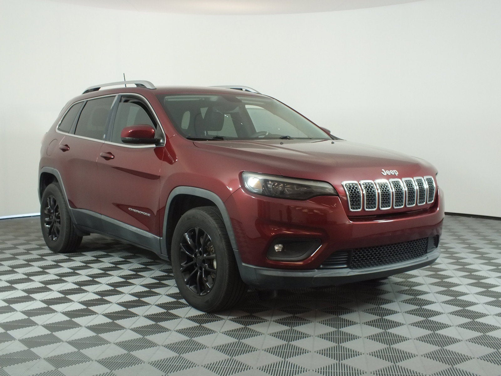 2019 Jeep Cherokee Latitude Plus 4WD *UNDER 65K MILES!*