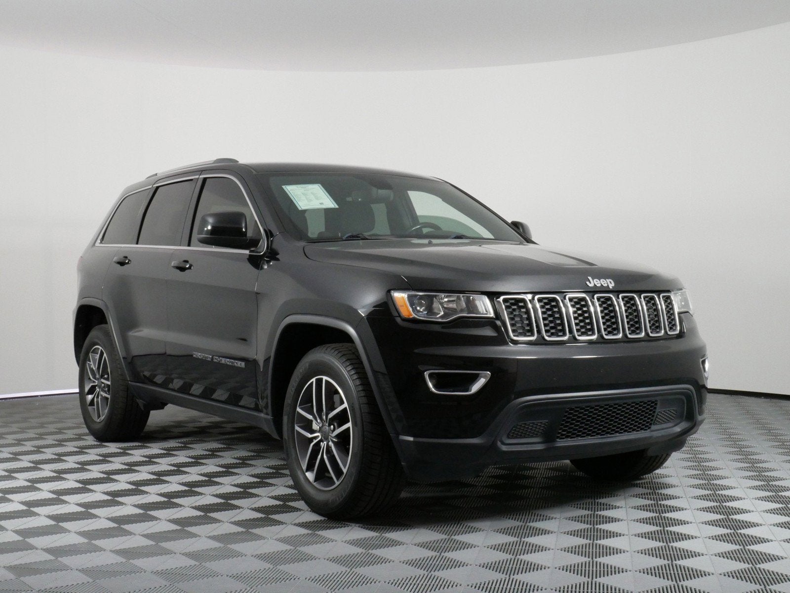 2020 Jeep Grand Cherokee Laredo E *1-OWNER*