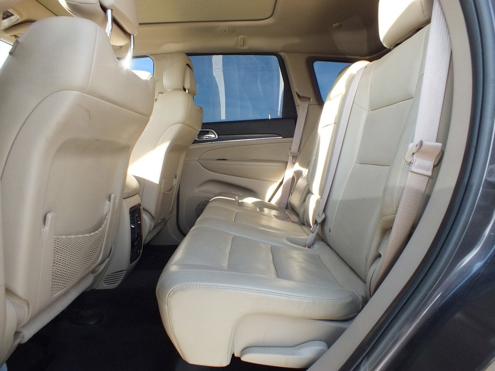 2018 Jeep Grand Cherokee Limited RWD *CLEAN CARFAX!*