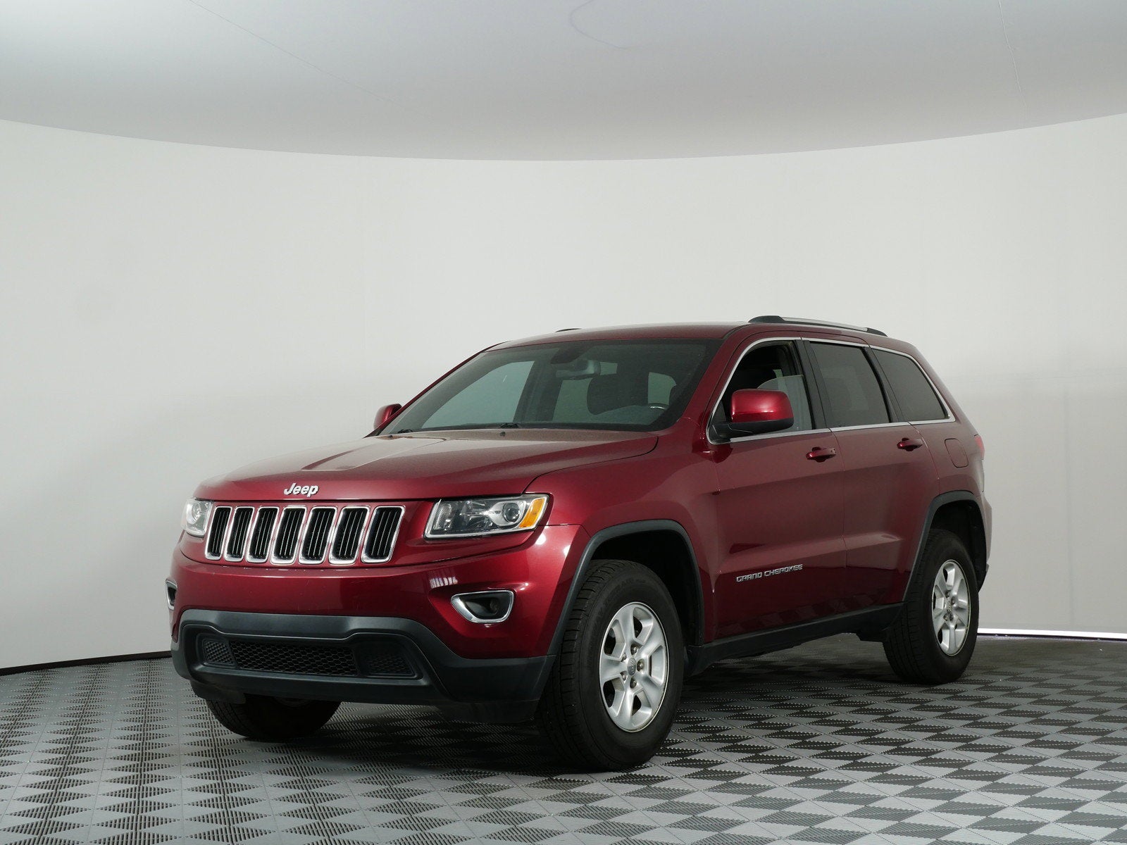 2015 Jeep Grand Cherokee Laredo 4WD *WELL MAINTAINED!*
