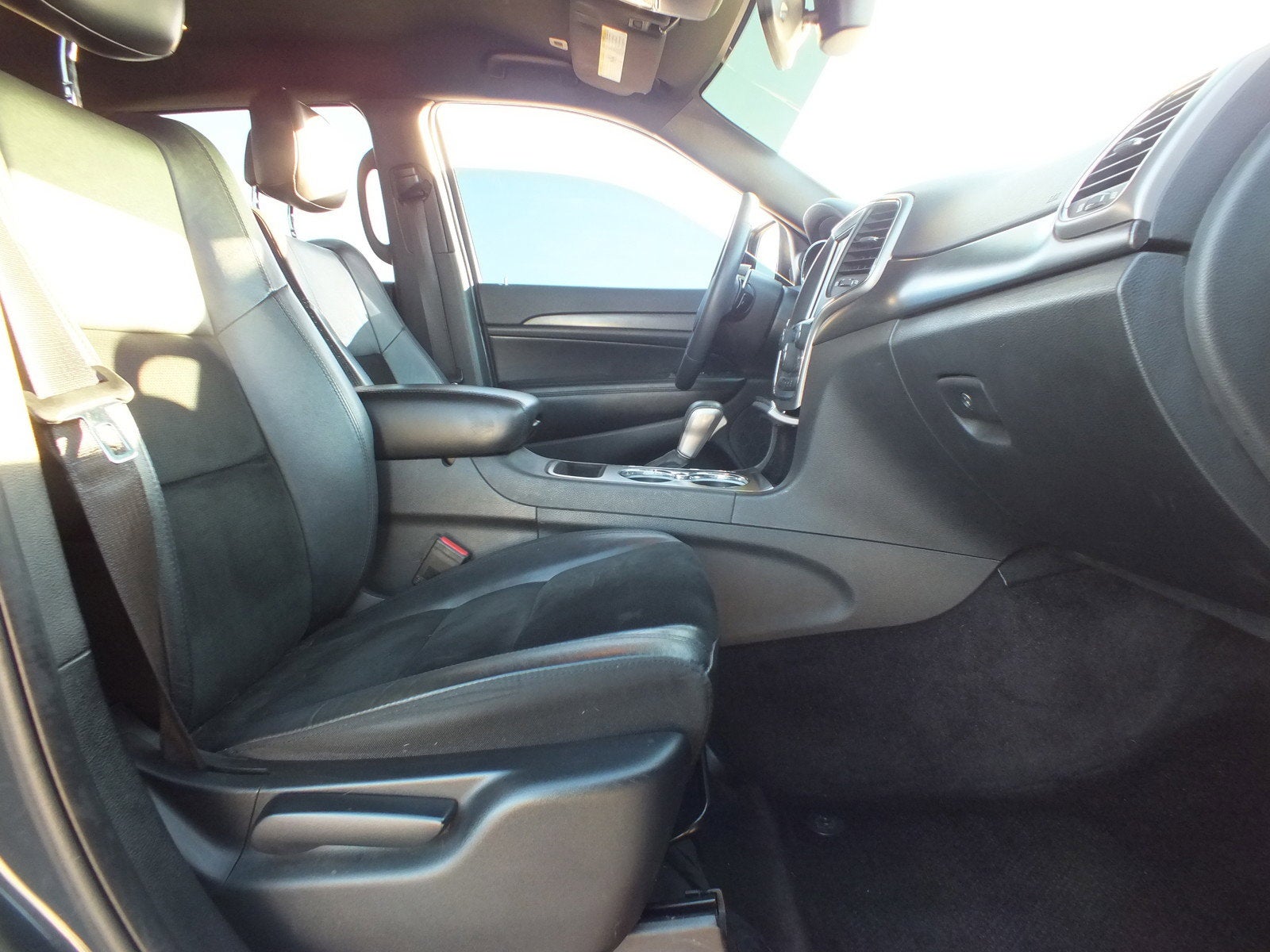 2017 Jeep Grand Cherokee Altitude 4X4 *1 OWNER!*