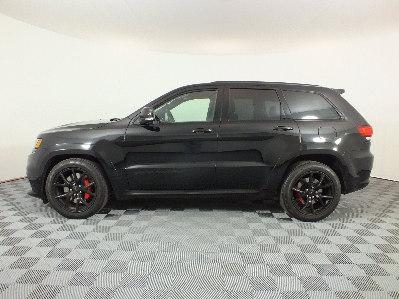 2018 Jeep Grand Cherokee SRT 4WD *CLEAN CARFAX! UNDER 40K MILES!*