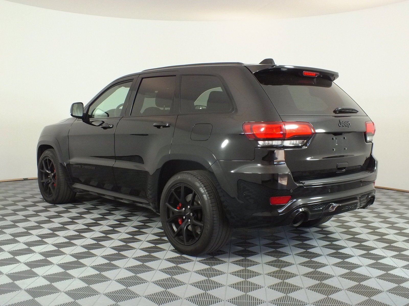 2018 Jeep Grand Cherokee SRT 4WD *CLEAN CARFAX! UNDER 40K MILES!*