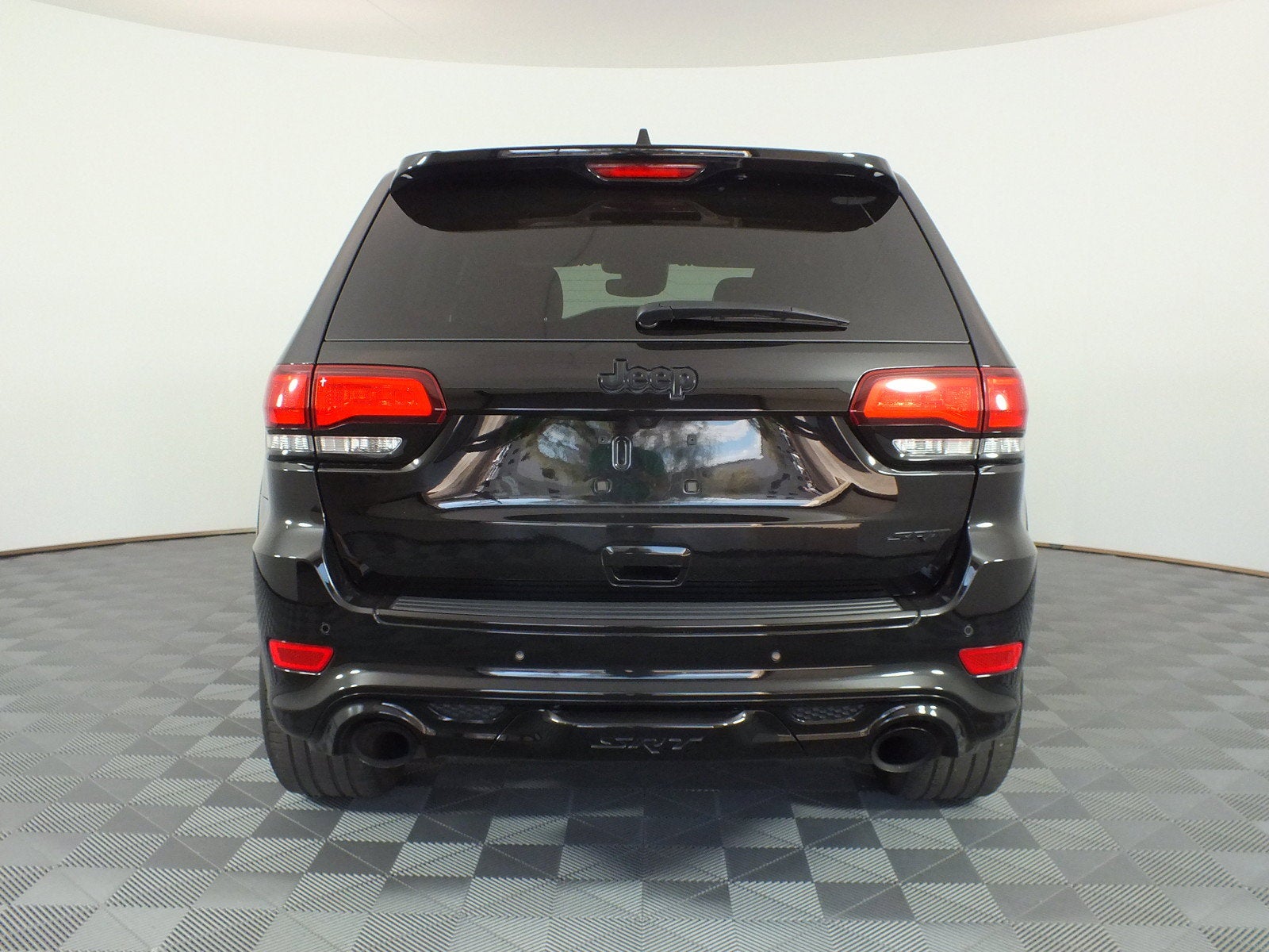 2018 Jeep Grand Cherokee SRT 4WD *CLEAN CARFAX! UNDER 40K MILES!*