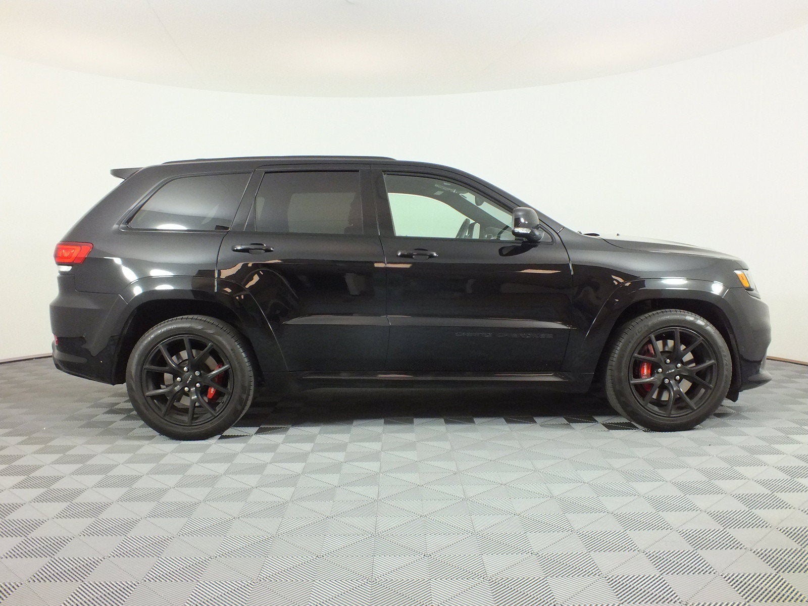 2018 Jeep Grand Cherokee SRT 4WD *CLEAN CARFAX! UNDER 40K MILES!*