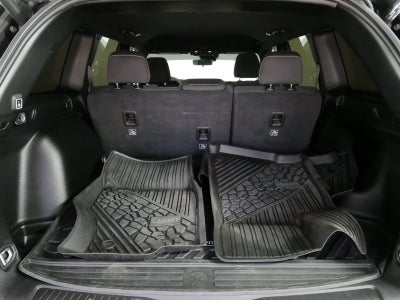 2025 Jeep Grand Cherokee Laredo 4WD *1-OWNER! CLEAN CARFAX!*