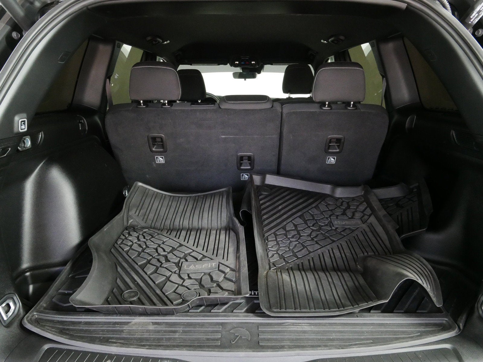 2025 Jeep Grand Cherokee Laredo 4WD *1-OWNER! CLEAN CARFAX!*
