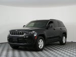 2025 Jeep Grand Cherokee Laredo 4WD *1-OWNER! CLEAN CARFAX!*