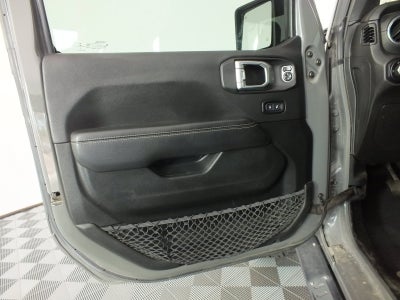 2020 Jeep Gladiator Overland 4WD *LOOKS GREAT!*