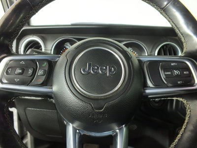 2020 Jeep Gladiator Overland 4WD *LOOKS GREAT!*