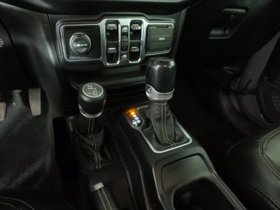 2020 Jeep Gladiator Overland 4WD *LOOKS GREAT!*