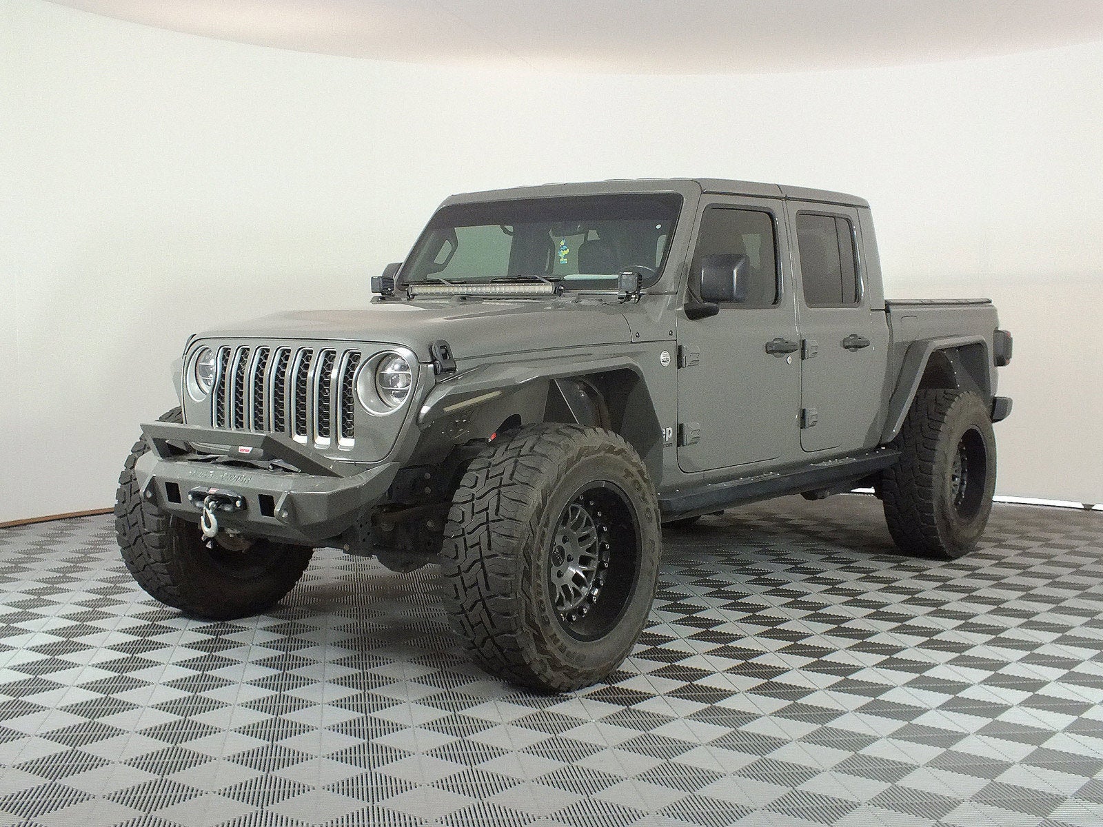 2020 Jeep Gladiator Overland 4WD *LOOKS GREAT!*