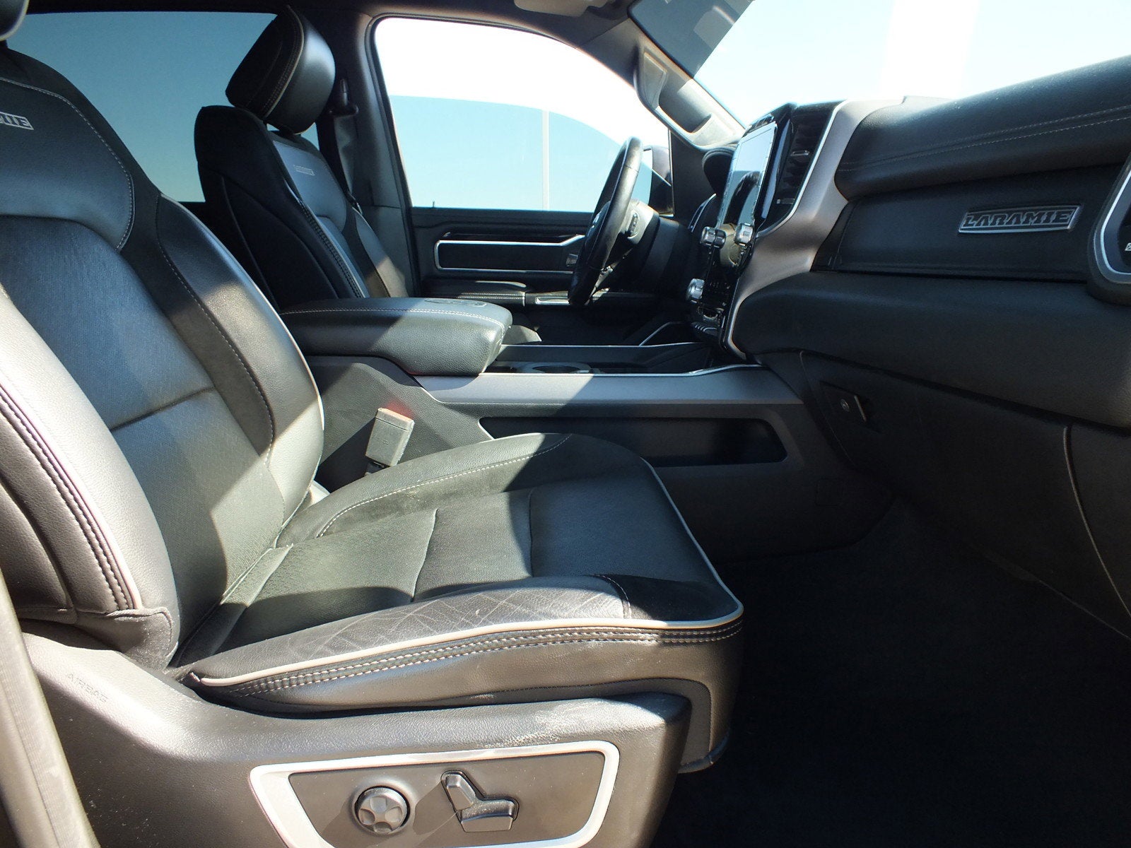 2020 RAM 1500 Laramie RWD *1 OWNER!*