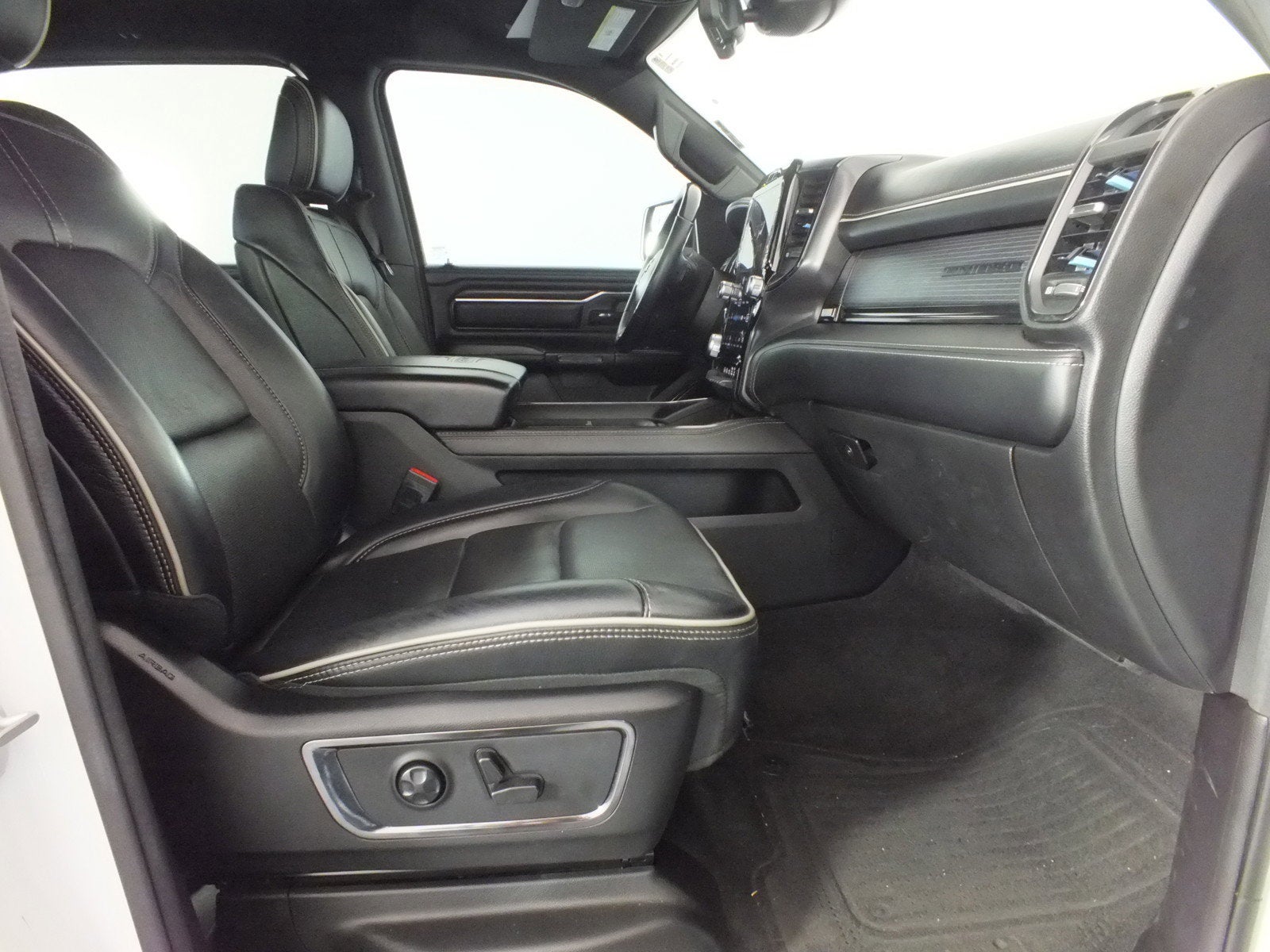 2022 RAM 1500 Limited 4WD *1-OWNER*