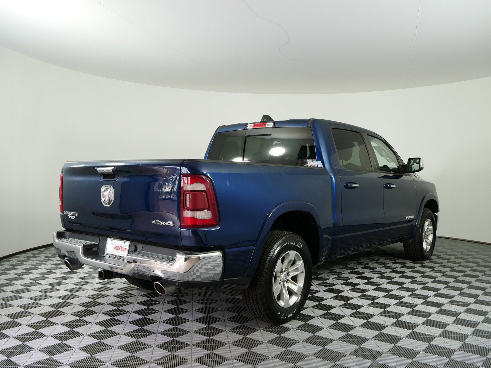 2022 RAM 1500 Laramie 4WD *CLEAN CARFAX*