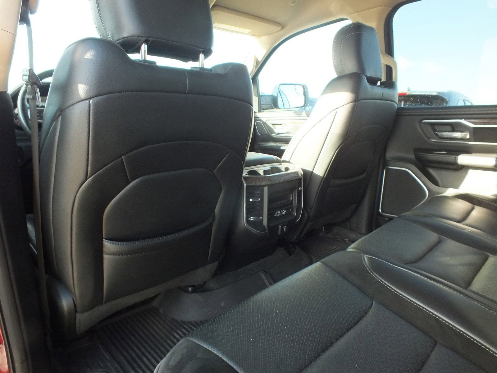 2020 RAM 1500 Laramie 4WD *1-OWNER*