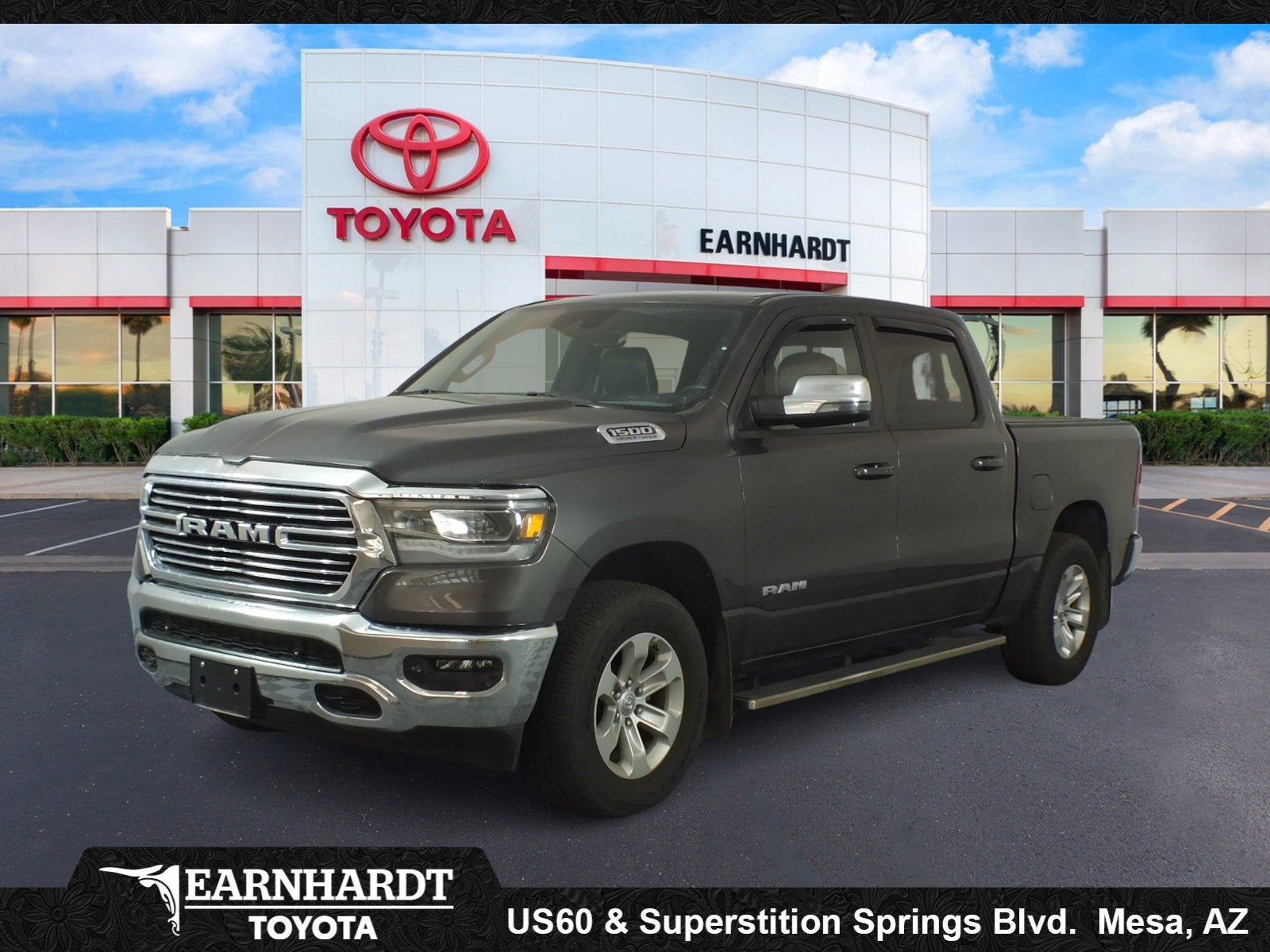 2024 RAM 1500 Laramie 4x4 Crew Cab 5'7's photo