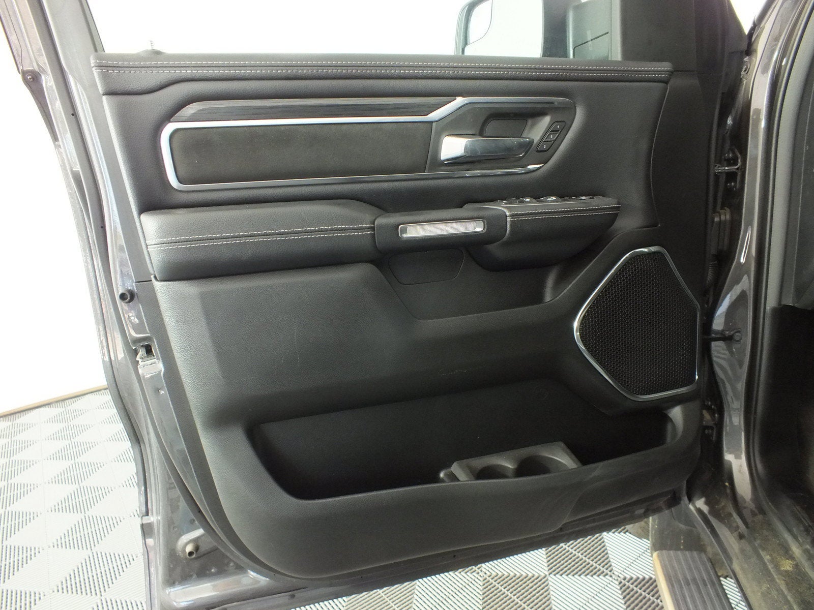 2024 RAM 1500 Laramie 4WD HYBRID *1-OWNER*