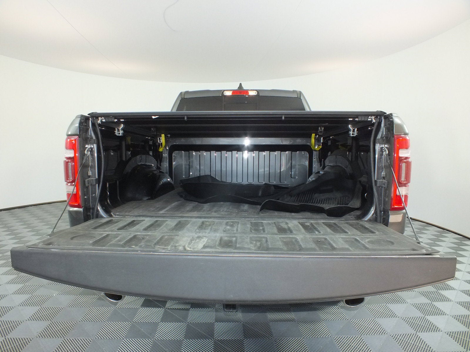 2024 RAM 1500 Laramie 4WD HYBRID *1-OWNER*