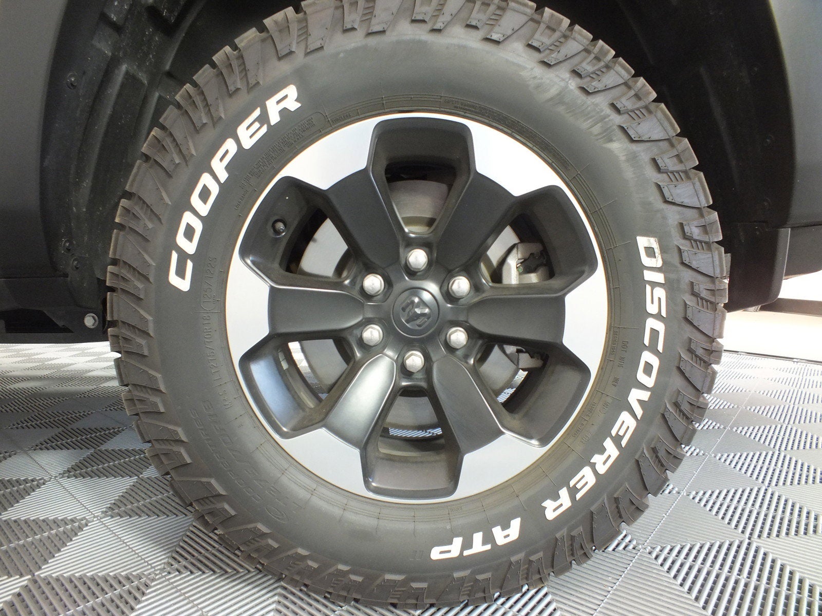 2019 RAM 1500 Rebel 4WD *LOOKS GREAT AND RUNS STRONG!*