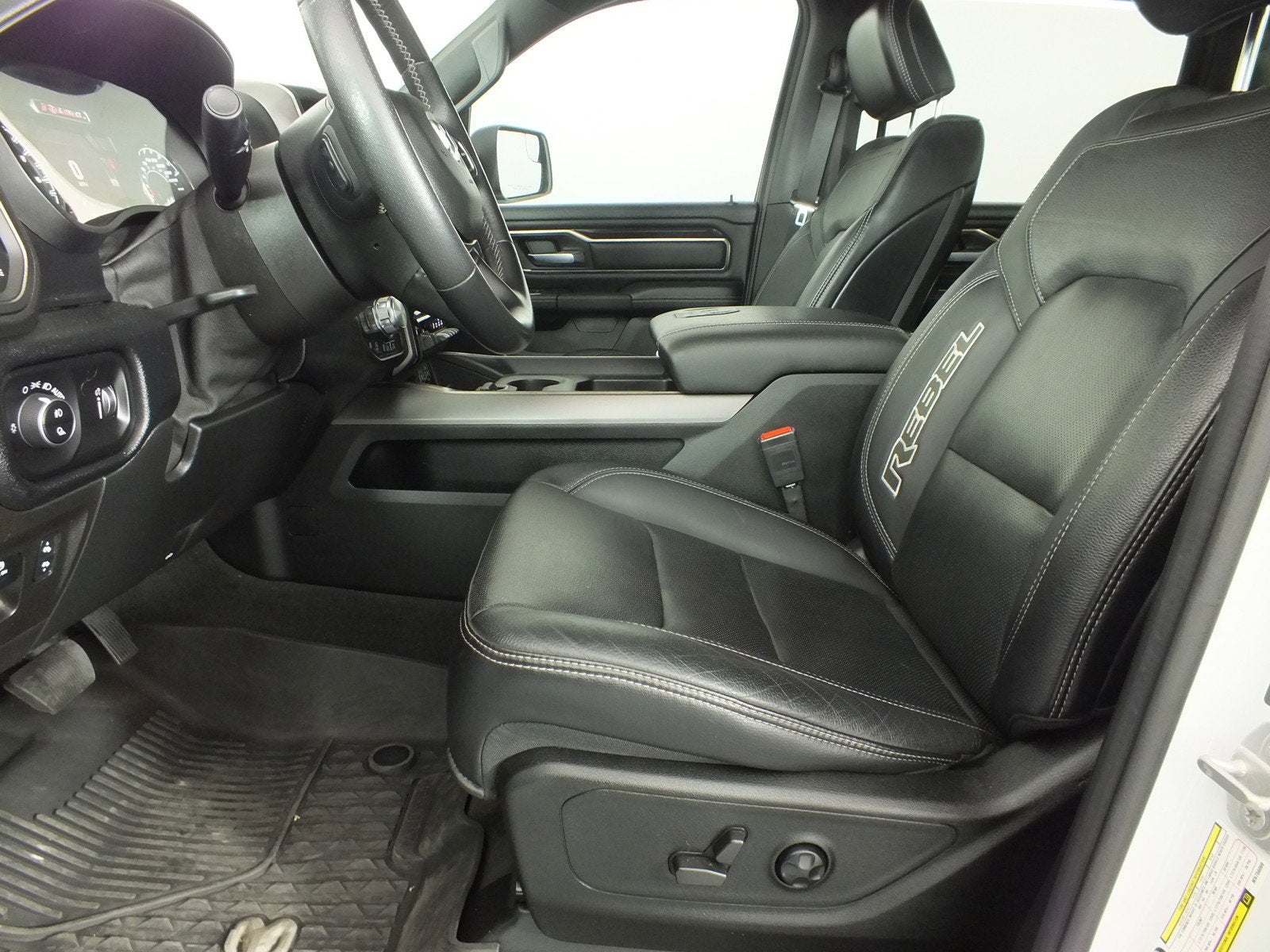 2021 RAM 1500 Rebel 4WD Crew Cab *CLEAN CARFAX!*