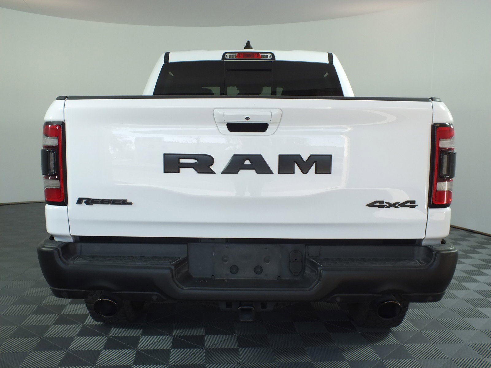 2021 RAM 1500 Rebel 4WD Crew Cab *CLEAN CARFAX!*
