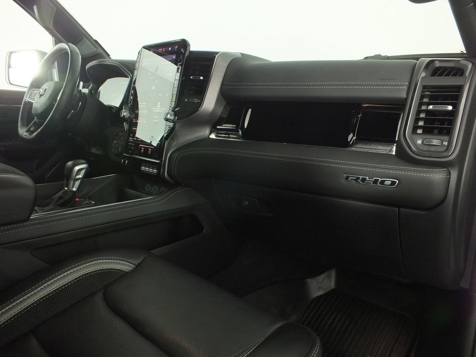 2025 RAM 1500 RHO 4WD *UNDER 20K MILES! CLEAN CARFAX!*