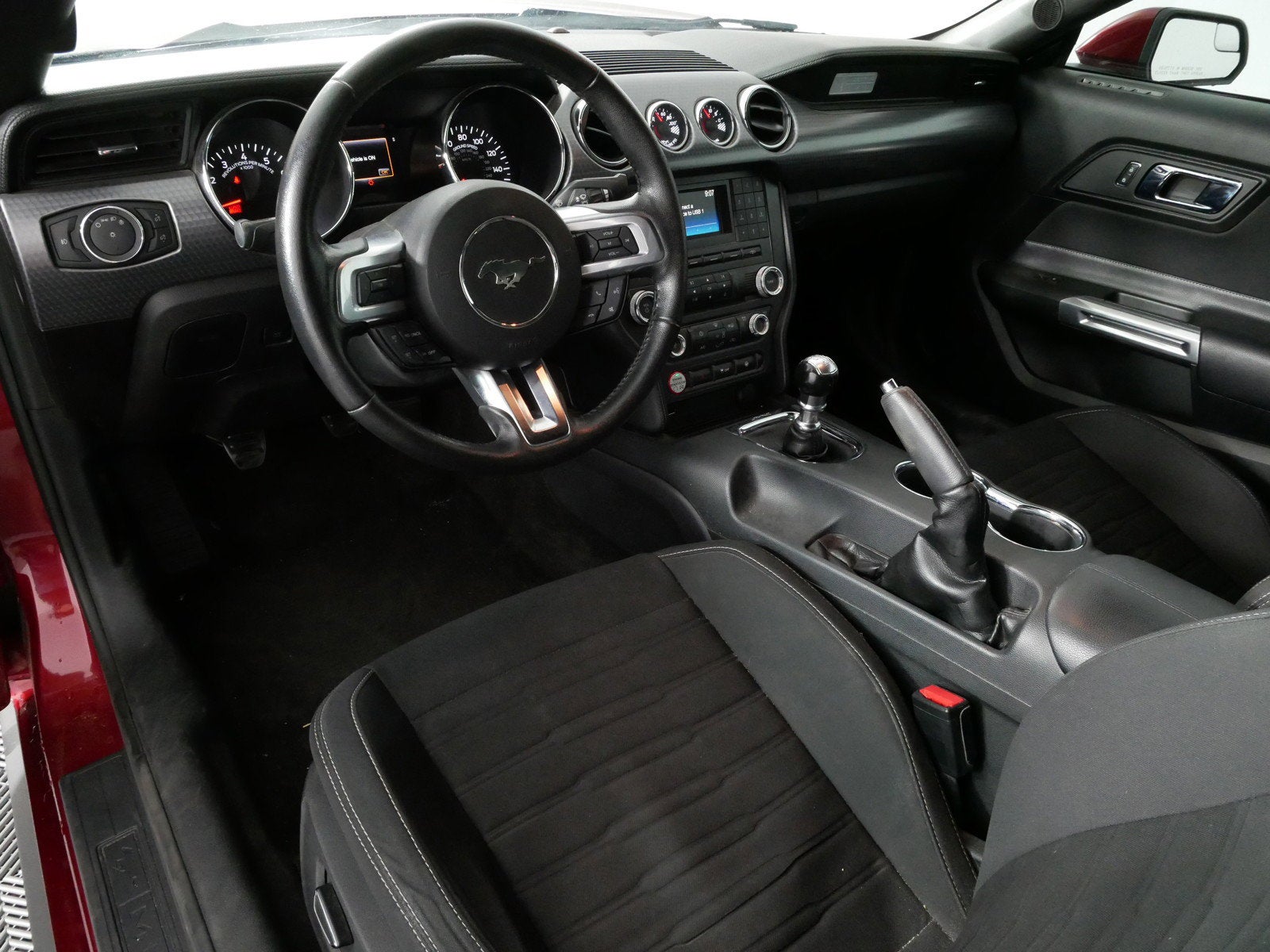 2017 Ford Mustang GT RWD *CLEAN CARFAX*