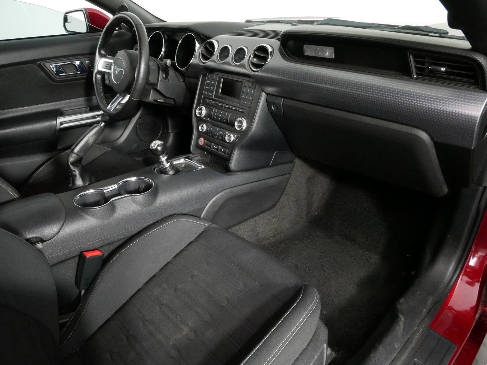 2017 Ford Mustang GT RWD *CLEAN CARFAX*