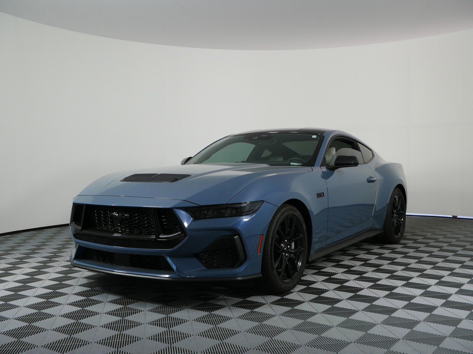 2025 Ford Mustang GT Premium Fastback *1-OWNER! UNDER 10K MILES*