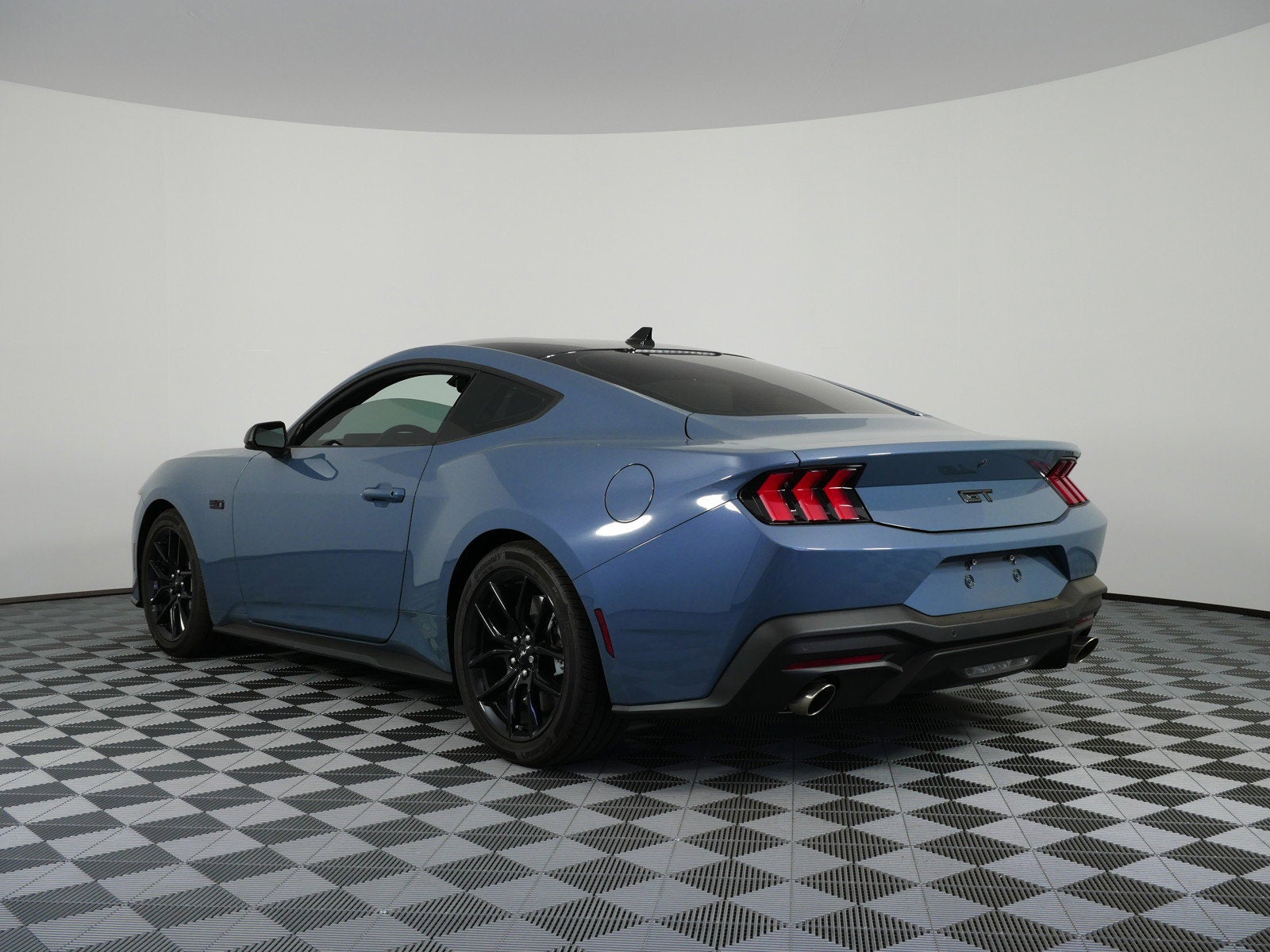 2025 Ford Mustang GT Premium Fastback *1-OWNER! UNDER 10K MILES*
