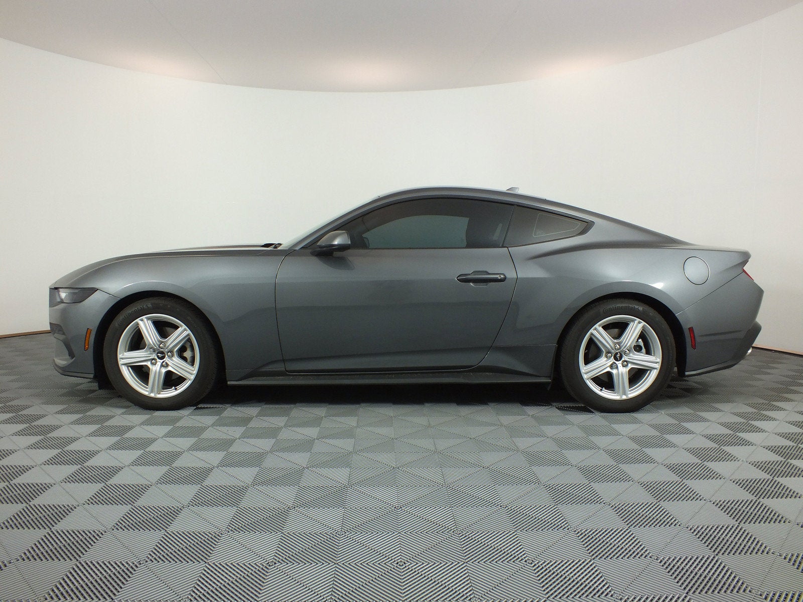 2026 Ford Mustang EcoBoost Fastback *1-OWNER! LOW MILES!*